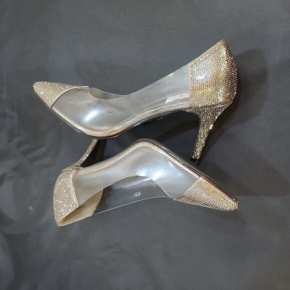 BRAND NEW CHIC By LADY COUTURE GOOD TIMES LUCITE PUMP WITH RHINESTONE TRIM G1 - Picture 11 of 16